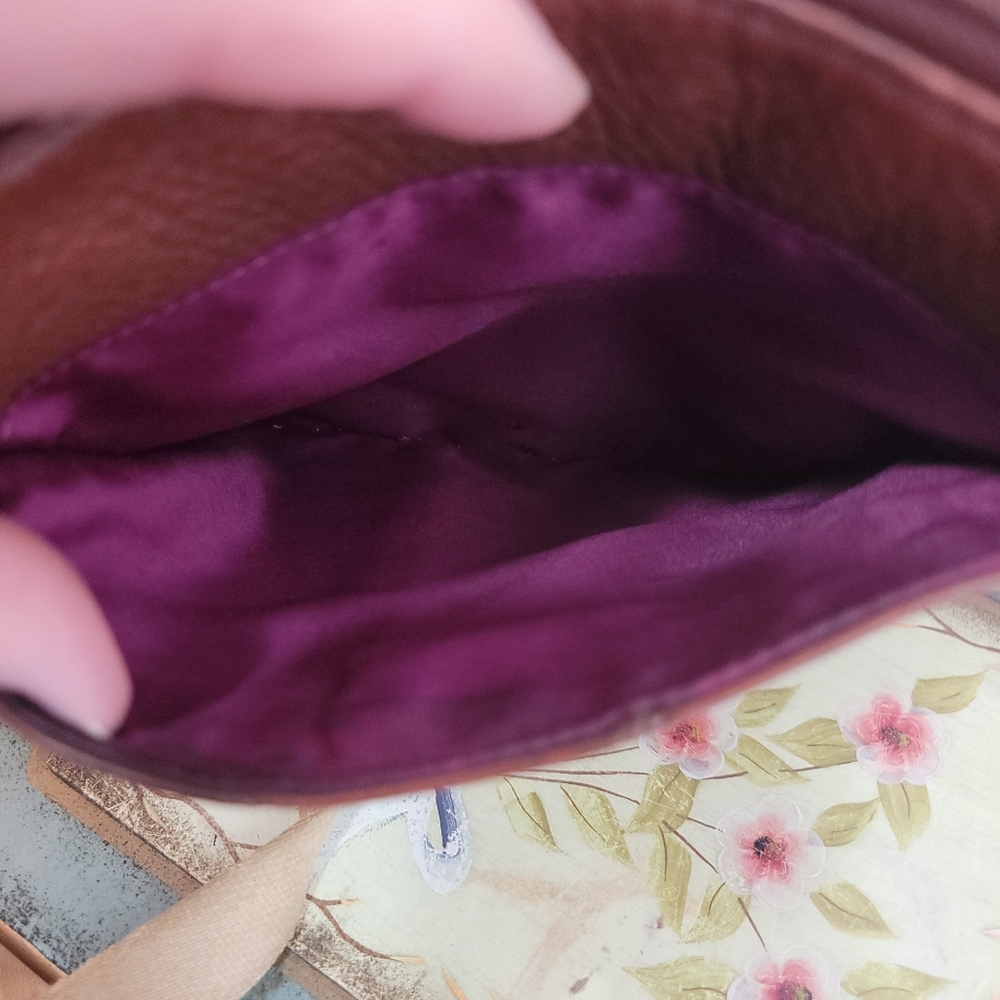 Coach Vintage Julia Pebble Leather Crossbody - Picture 13 of 16